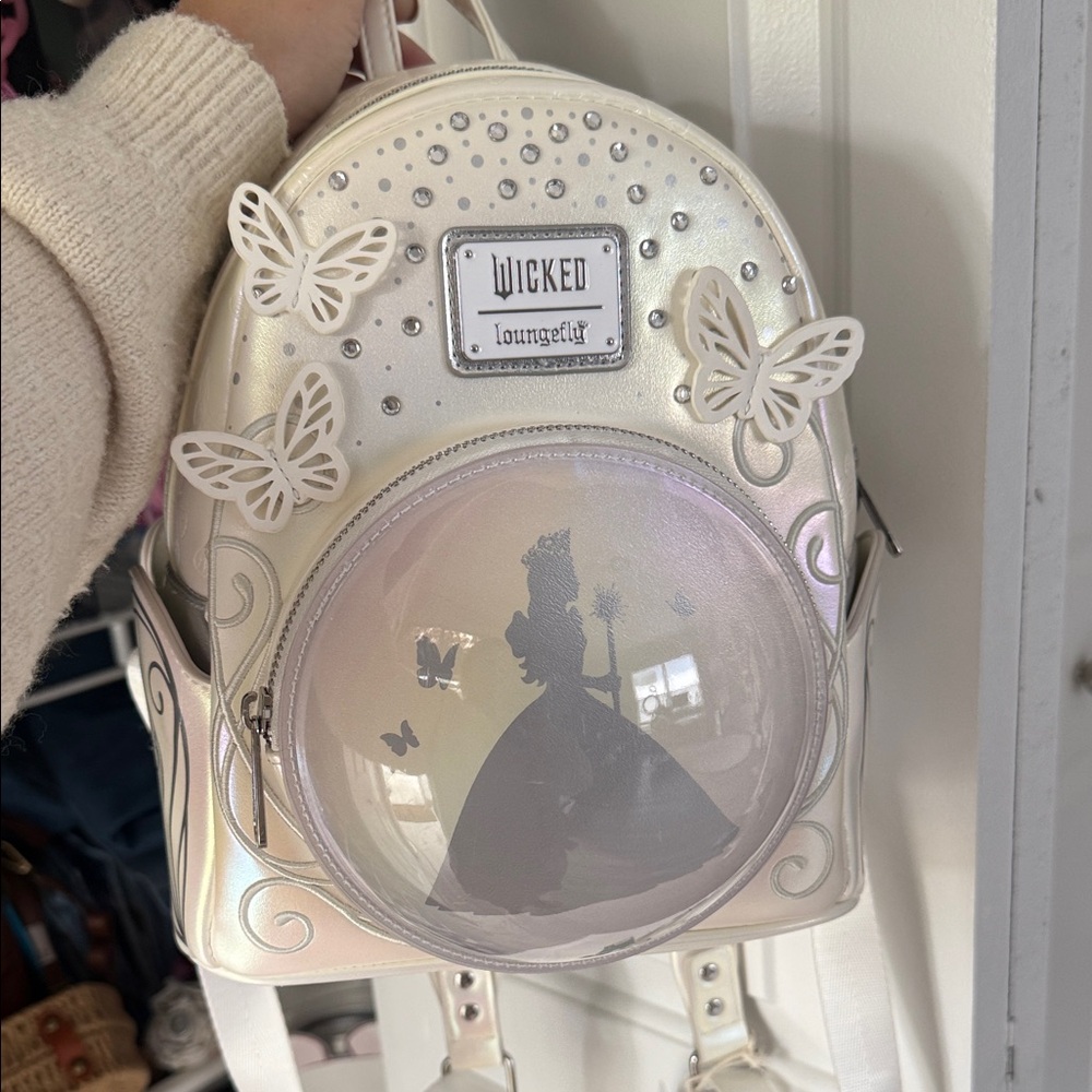 Wicked Glinda Loungefly - rare